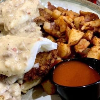Country Fried Chicken Benedict