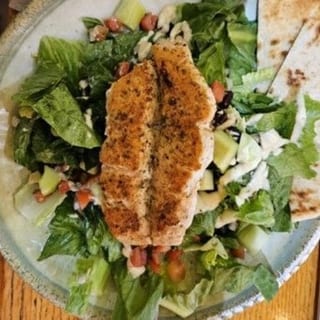 Grilled Salmon Salad