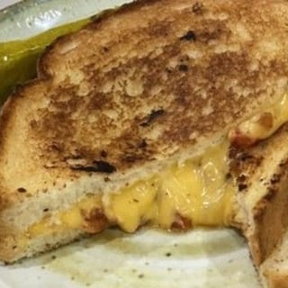 Kid's Grilled Cheese & French Fries